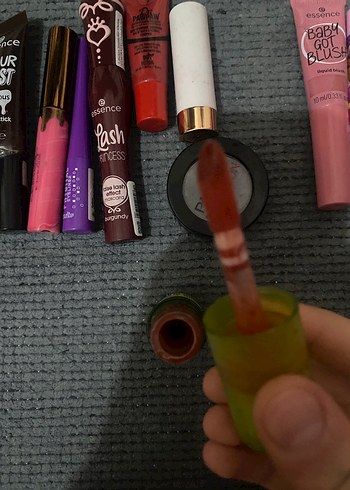 Çeşitli Makyaj Ürünleri Seti - Görsel 5