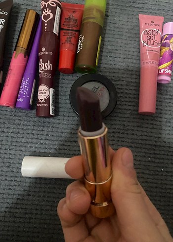 Çeşitli Makyaj Ürünleri Seti - Görsel 4