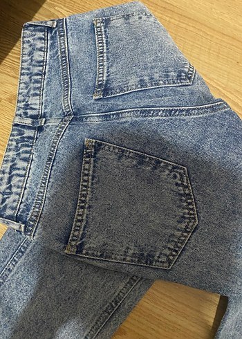 Kadın Gri Normal Kesim Denim Midi Jean - Görsel 3
