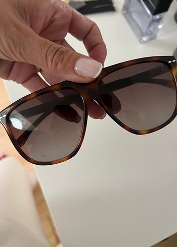 Kahverengi Minimalist Kadın Güneş Gözlüğü