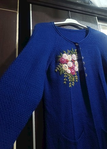 Nakışlı Mavi Uzun Örgü Kadın Kaban - Görsel 2