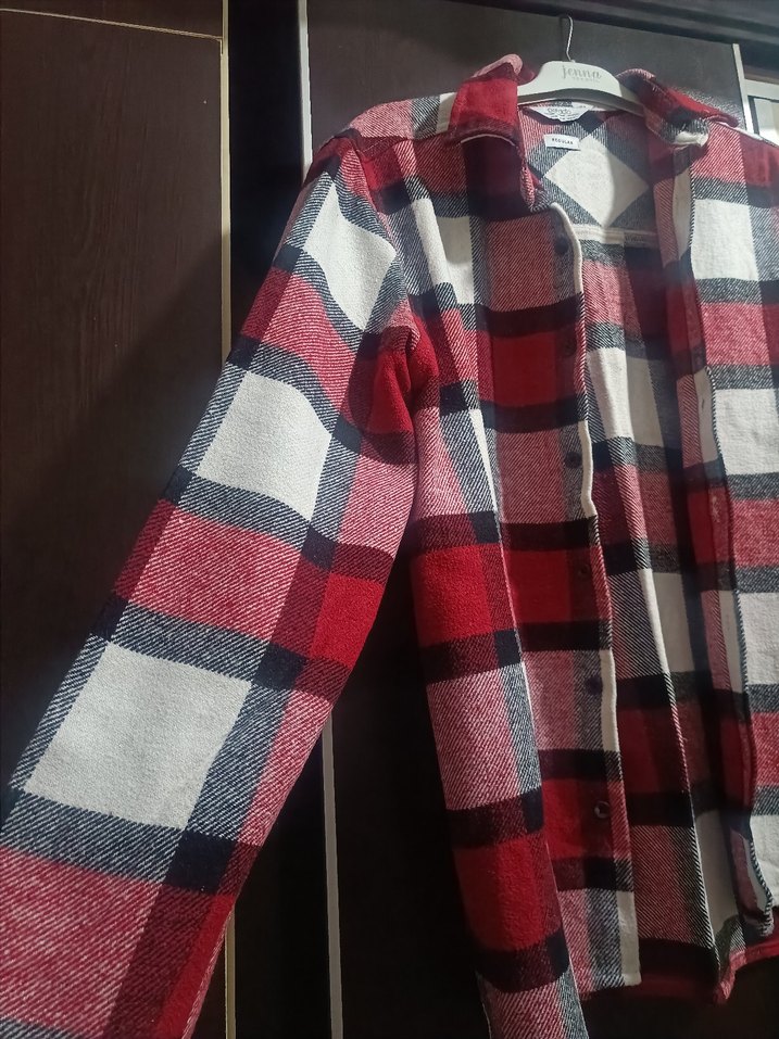 Düğmeli Kırmızı Gri Ekose Kadın Gömlek - Görsel 2