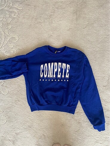 H&M sweatshirt