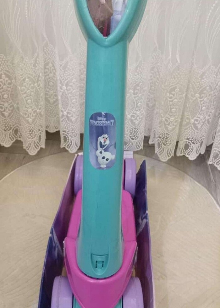 Frozen marka kız çocuk scooter - Görsel 2