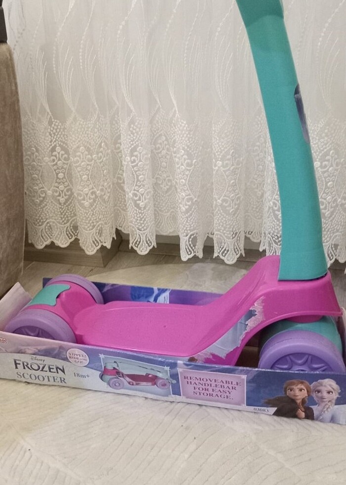 Frozen marka kız çocuk scooter - Görsel 3