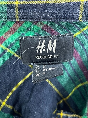 m Beden çeşitli Renk H&M Gömlek %70 İndirimli.