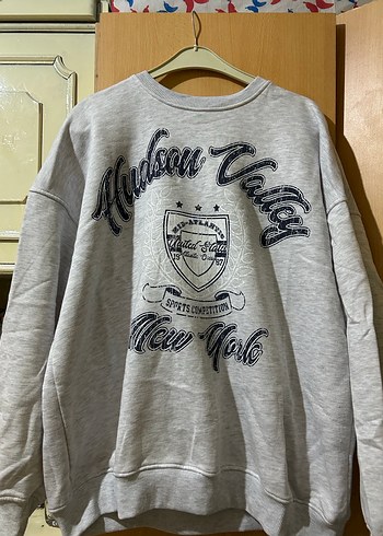 Trendyol & Milla Gri Oversize Kadın Sweatshirt