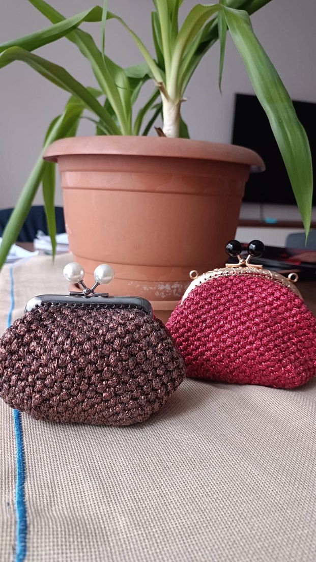 Kırmızı Örgü Kadın Portföy Çanta - Görsel 2