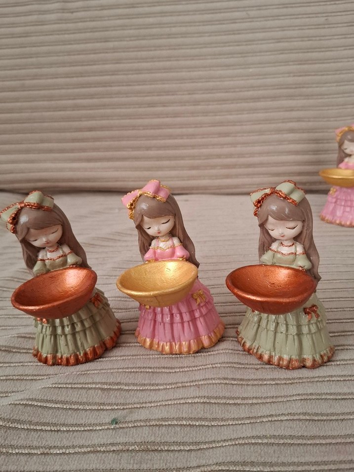 Pastel Renkli Kız Figürin Seti - Görsel 2