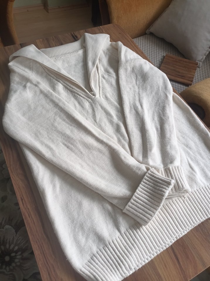 V Yaka Bej Kadın Triko Kazak - Görsel 5