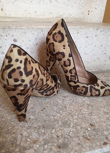 38 Beden kahverengi Renk 38 numara Steve madden leopar