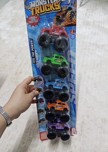 Renkli Monster Trucks Oyuncak Arabalar Seti