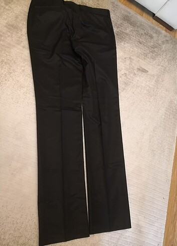 46 Beden siyah Renk Altınyıldız kumaş pantolon 