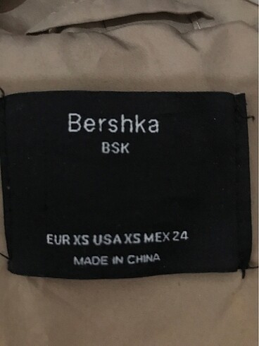 s Beden Bershka mont