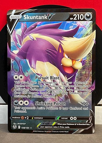 Skuntank V Pokemon Kartı