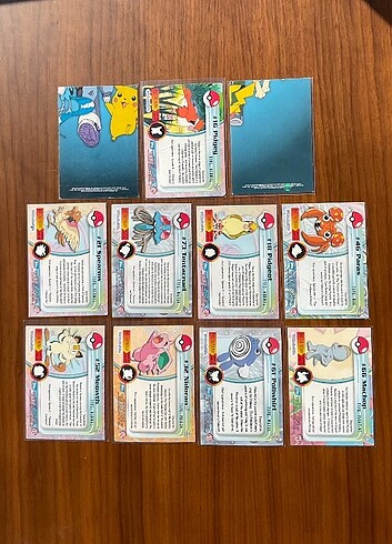  11 adet Topps Pokemon Kartı 