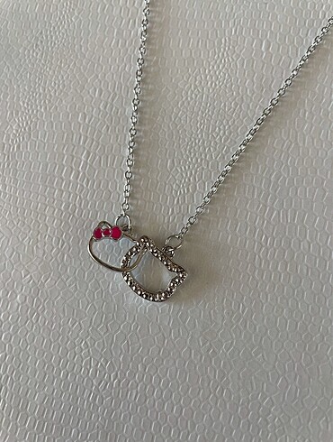 Hello Kitty Kolye