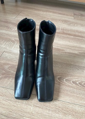 Siyah Deri Stiletto Topuklu Kadın Bot - Görsel 2