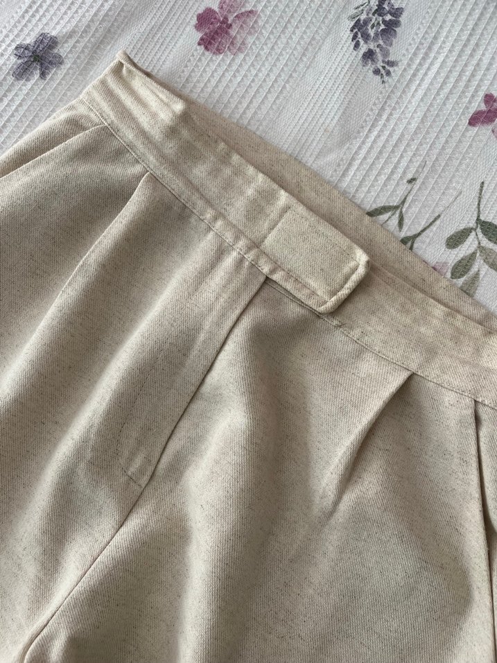 Bej Kadın Keten Pantolon Pilili Rahat Kesim - Görsel 5