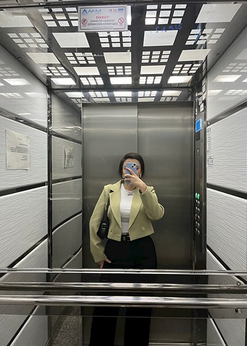 Şeffaf Kumaşlı Haki Kadın Blazer