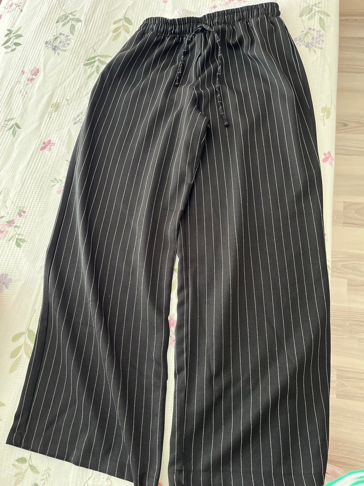 Gri Çizgili Rahat Kesim Kadın Pantolon - Görsel 2