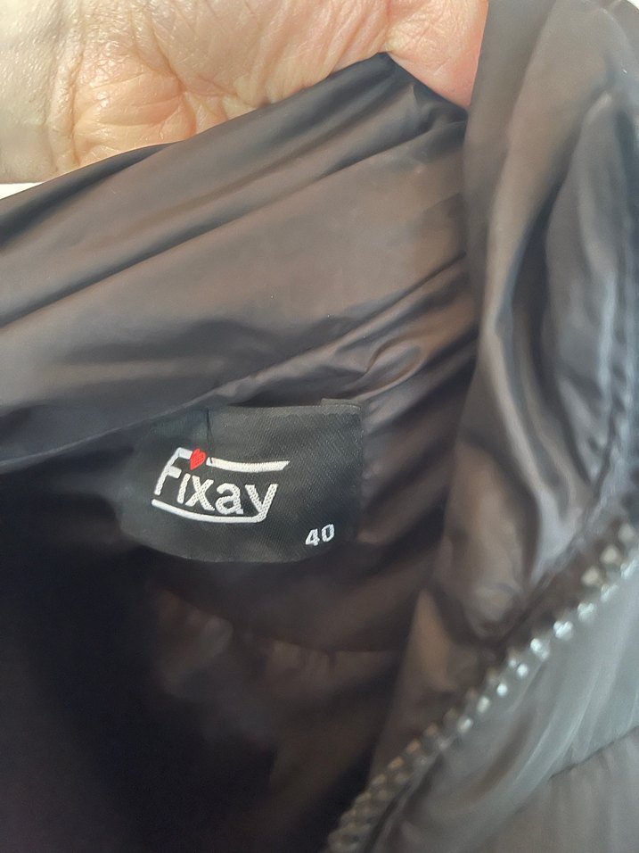 Kadın Gri Kapitone Fermuarlı Yelek - Görsel 3