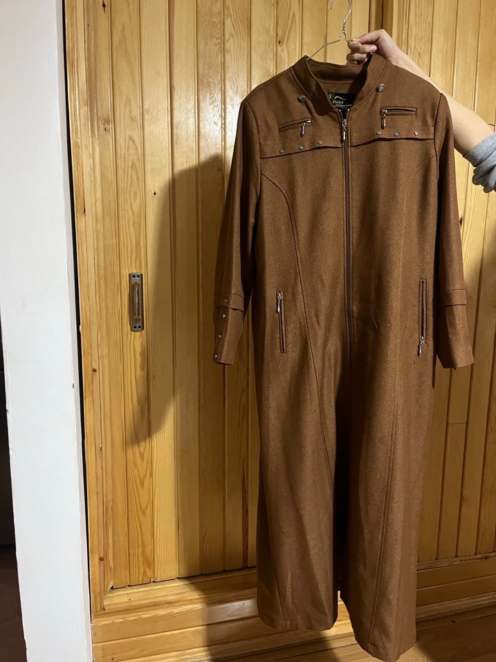 Kadın Kahverengi Süet Fermuarlı Midi Kaban - Görsel 3