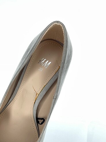 36 Beden çeşitli Renk H&M Stiletto %70 İndirimli.