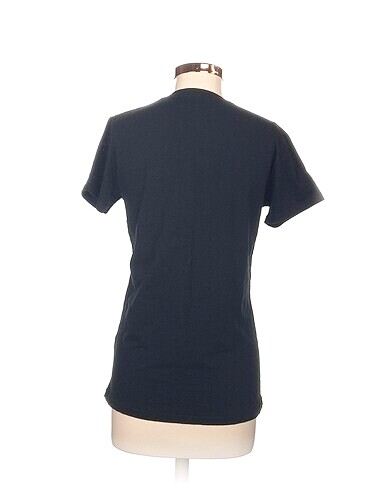 universal Beden Diğer T-shirt %70 İndirimli.