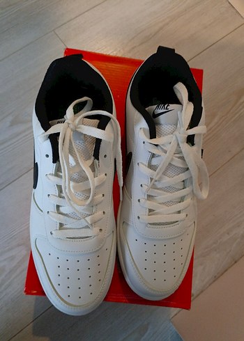 40 Beden Nike ayakkabı ithal 40 numara sıfır