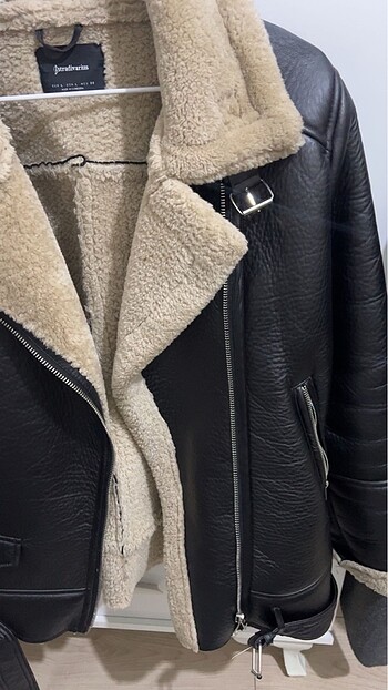 l Beden siyah Renk Stradivarius deri biker ceket