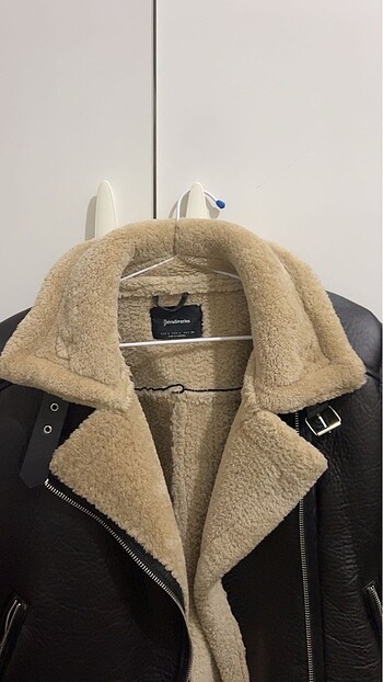 l Beden Stradivarius deri biker ceket