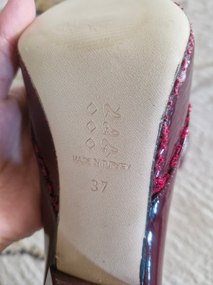 Bordo Yılan Derisi Desenli Stiletto - Görsel 3