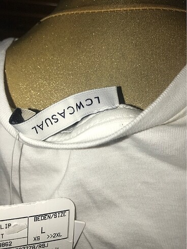 l Beden Lc Waikiki casual tshirt