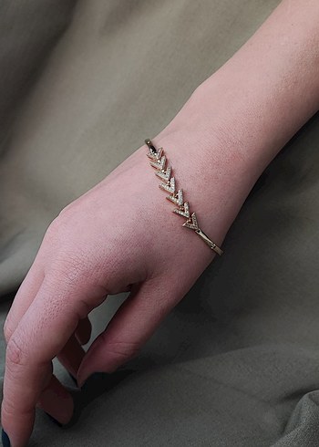 xuping Altın Renk Zincir Detaylı Minimalist Bileklik - Görsel 3