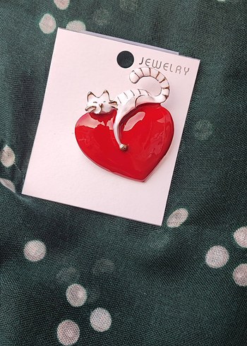 Kırmızı Parlak Kalp ve Kedi Broş - Görsel 5