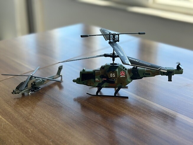 Model helikopter