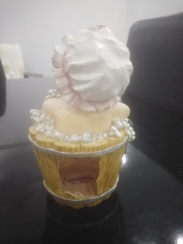 Beyaz Pastel Renkli Küvette Bebek Biblo - Görsel 3