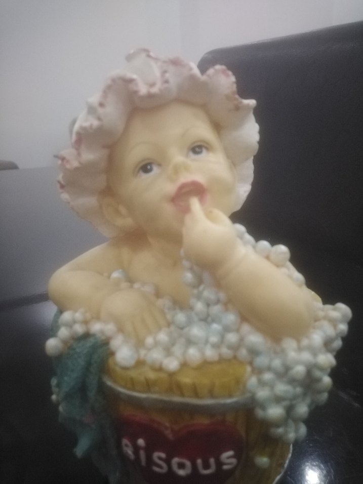 Beyaz Pastel Renkli Küvette Bebek Biblo - Görsel 2