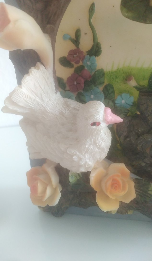 Beyaz ve Pastel Renkli Masa Saati - Görsel 3