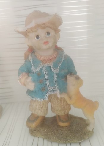 Diğer Pastel Renkli Bej Çocuk Figürleri