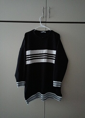 Peker Sweatshirt 