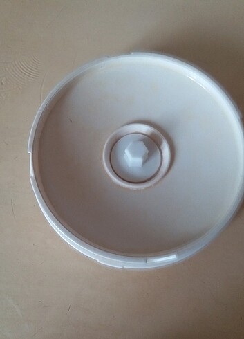 TUPERWARE rondo alt kapak 