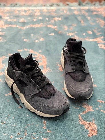 Nike Air Huarache Run Anthracite Light Bone 47 numara