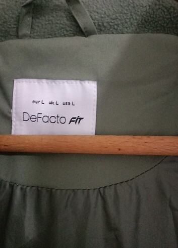 Defacto DeFacto mont 