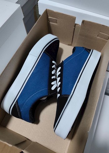 36 Beden Lacivert Bağcıklı Platform Kadın Sneakers