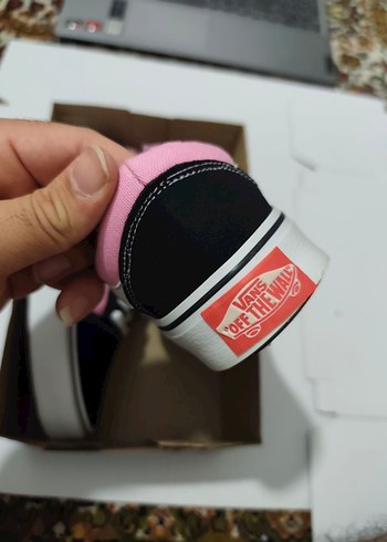 38 Beden Vans Pembe Siyah Bağcıklı Kadın Sneaker