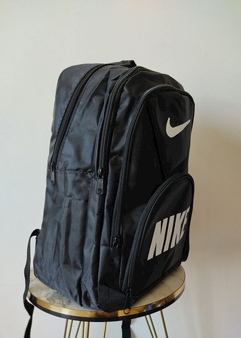 Nike Nike Siyah Fermuarlı Sırt Çantası