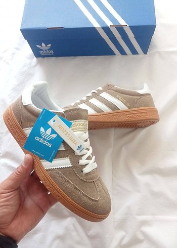 Adidas Bej Süet Kadın Sneakers