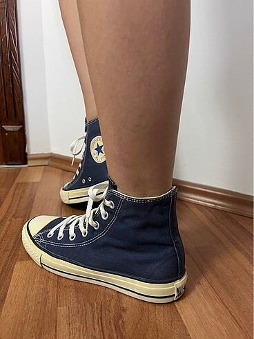 39 Beden mavi Renk Converse All star uzun bilek mavi renk